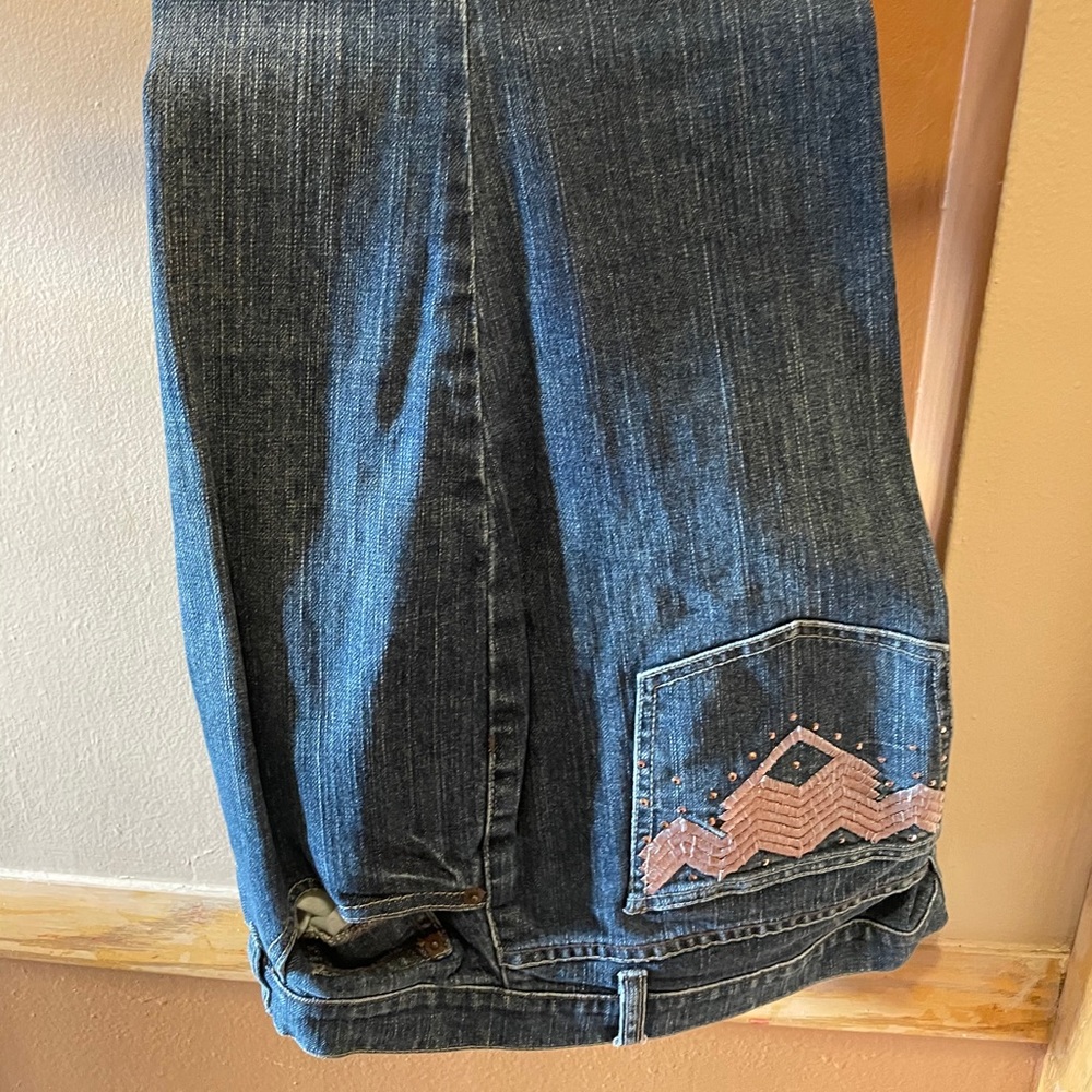 Boot cut jeans